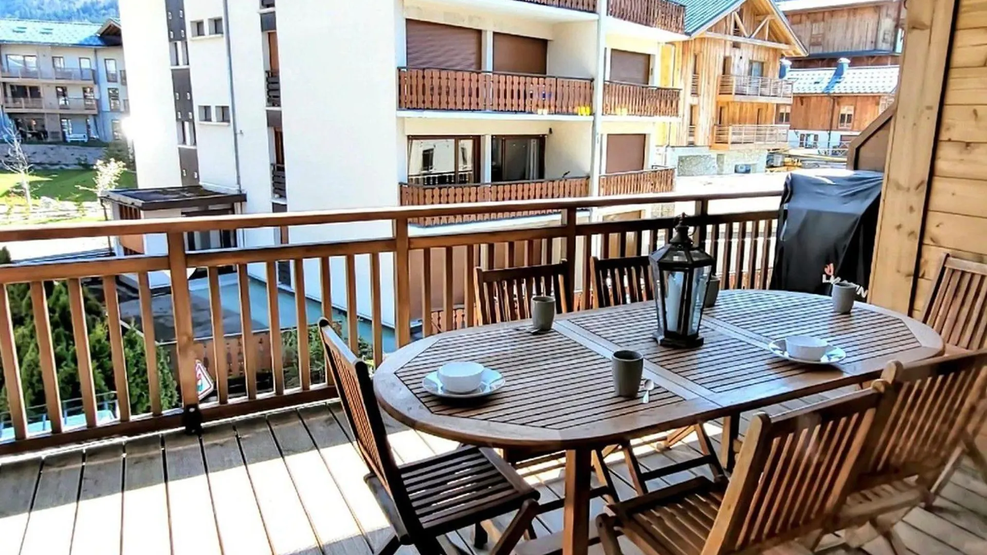 Appartement 4 Etoiles Aux Gets Avec 2 Chambres, Cabine Et Terrasses, Proche Centre Et Pistes De Ski - Fr-1-598-6 Les Gets Apartment